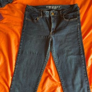 Plus size American Eagle super stretch jeans size 14 regular